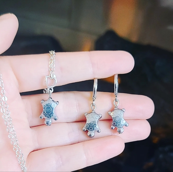 Hematite Turtle set - Picture 2 of 3